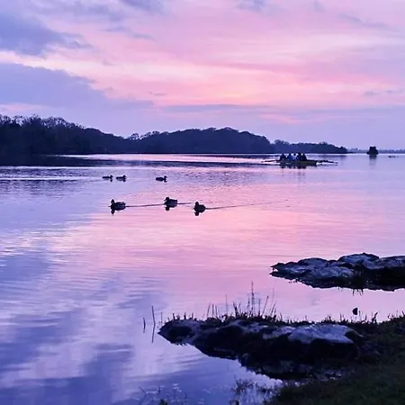 Lakeside House No 19 Holiday Village * Killarney
